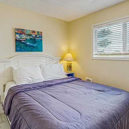 Vila Chris'S Oceanfront Getaway Rockaway Beach Exteriér fotografie