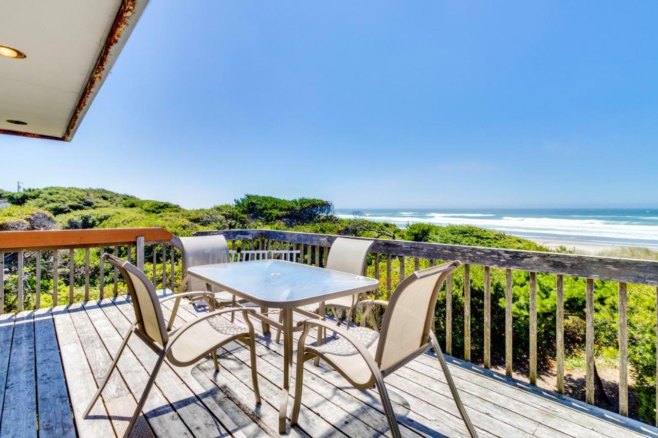Vila Chris'S Oceanfront Getaway Rockaway Beach Exteriér fotografie